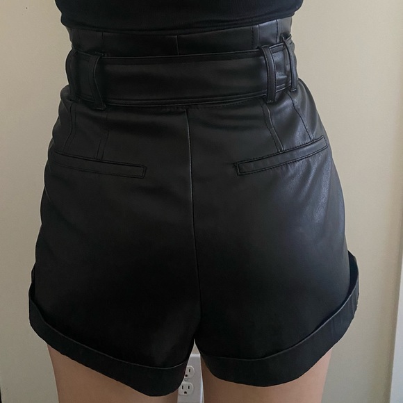 Zara black leather shorts - Picture 2 of 2